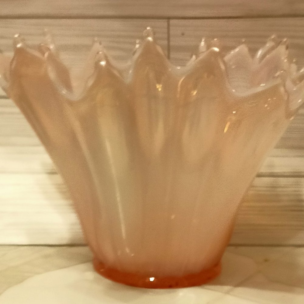 FOSTORIA VINTAGE ART GLASS PINK HEIRLOOM